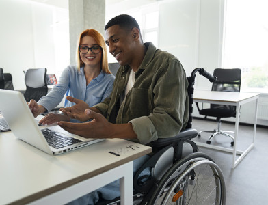 Aidez des personnes en situation de handicap à construire leurs CV et/ou mener des simulation d'entretien