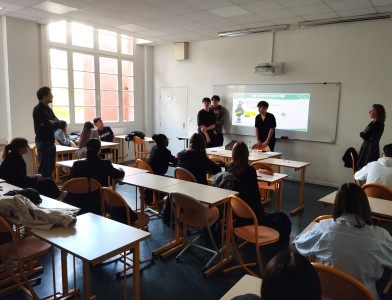 Venez animer des ateliers de vulgarisation de l'IA pour des collégiens à Colomiers