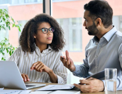 Mentorez Nirvana pour structurer son projet de vente de perruques !