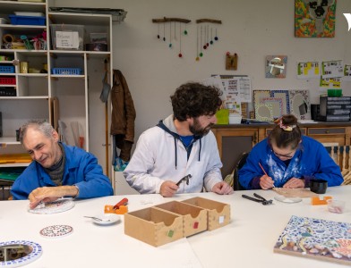 Apportez un soutien juridique à la rédaction d'une DUE